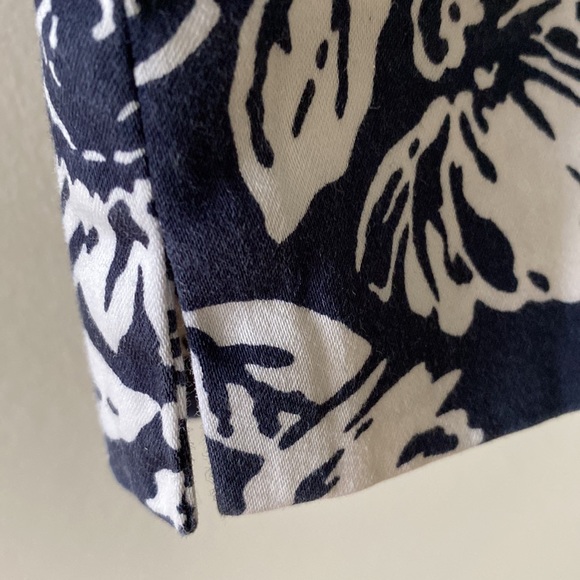 Lauren by Ralph Lauren floral stretch capris sz 10 - Picture 4 of 5